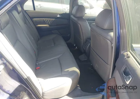 2002 Acura Rl 3.5 z USA, uszkodzony, nr VIN JH4KA96532C004377